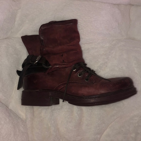 AS9.8 Boots Saintec - Picture 2 of 6